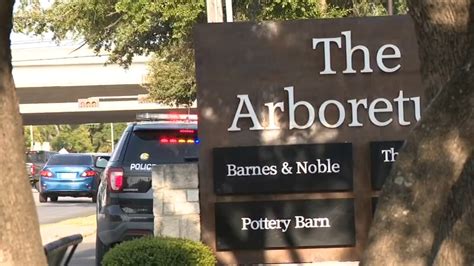 2 dead, 1 injured after shooting at The Arboretum in northwest Austin